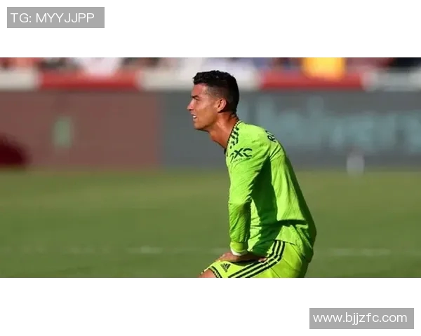 26号足球明星的场上位置分析与职业生涯发展探讨