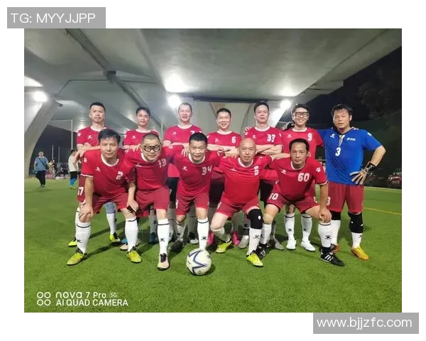 微胖足球明星盘点：那些在绿茵场上展现风采的球员们