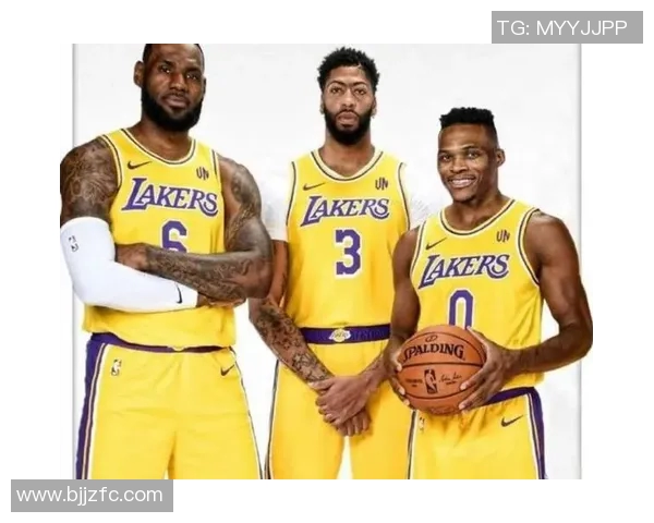 2013年湖人与活塞激战回顾：经典对决与篮球传奇的交汇时刻