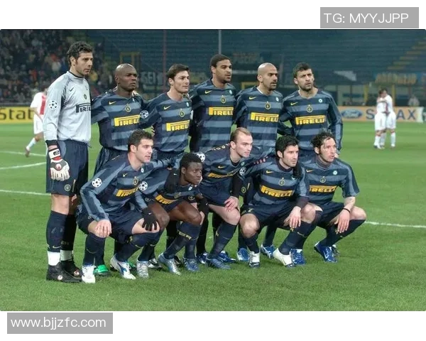 巴塞罗那与国际米兰激战正酣谁能在欧冠赛场笑到最后